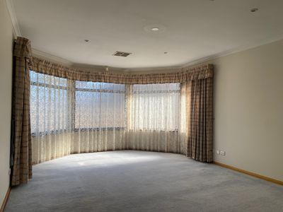 86 Farnham Road, Ashford