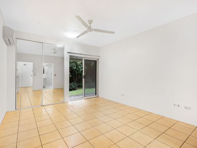 2 / 670-678 Bruce Highway, Woree