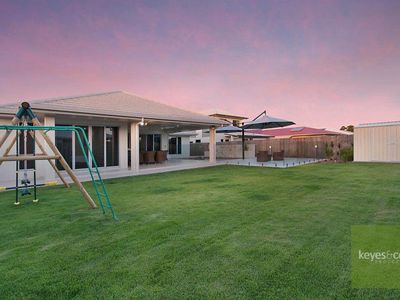 38 Ashmore Crescent, Burdell