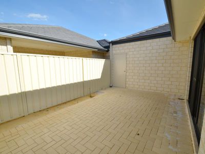 2 / 203 William Street, Beckenham