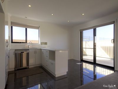 2 / 11 Isabelle Court, Wynyard