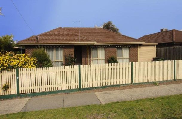 19 Hothlyn Drive, Craigieburn