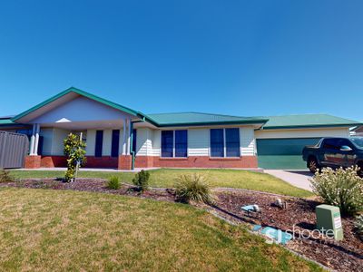 22 Current Court, Dubbo