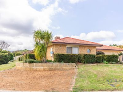 11 Robinia Rise, Helena Valley