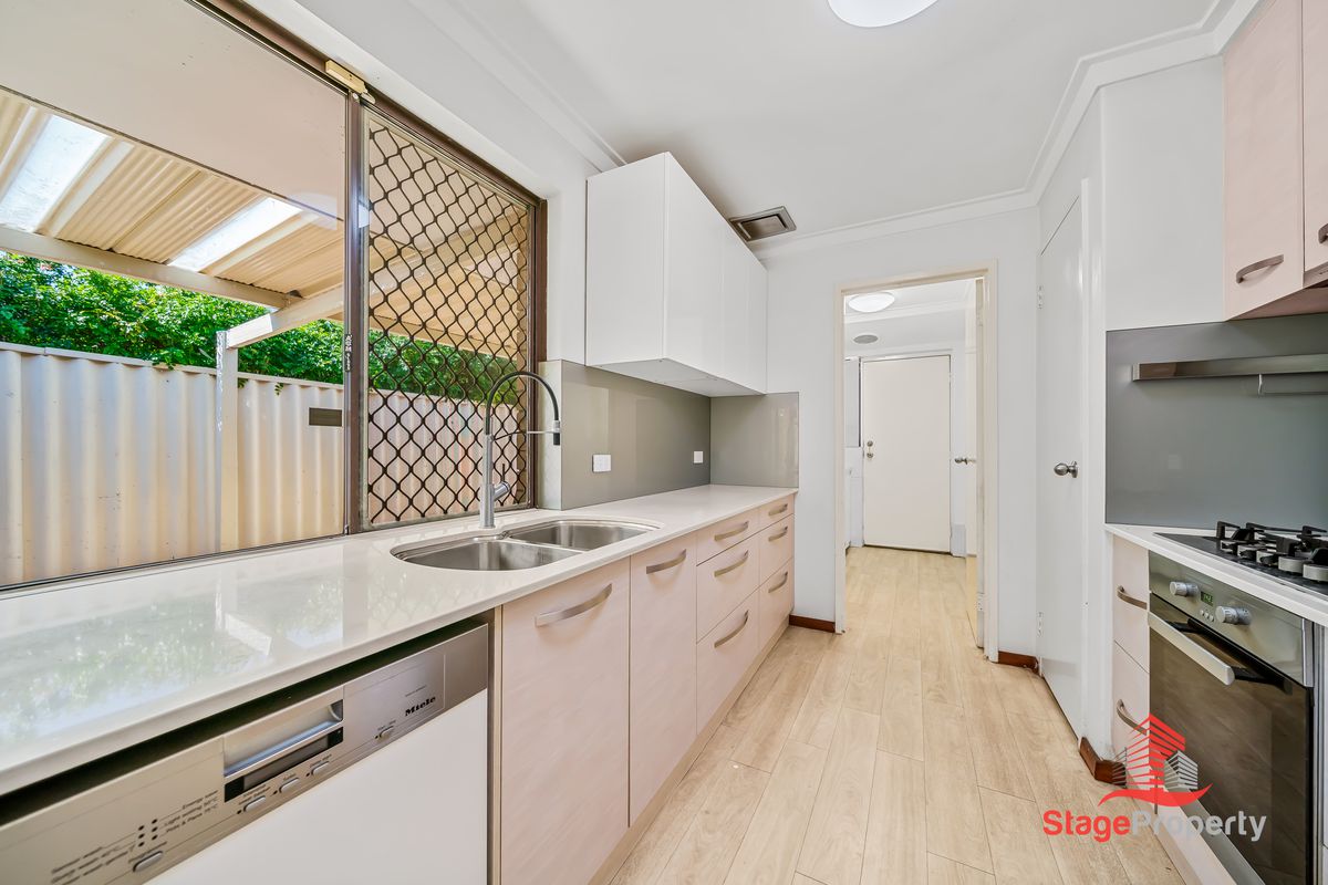 24A Castlereagh Close, Willetton