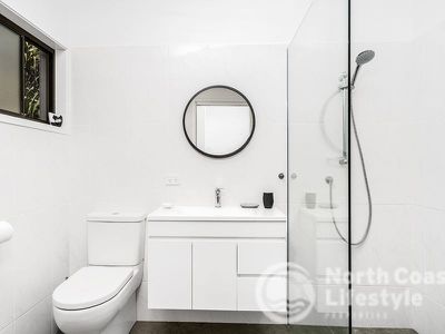 4 Harah Court, Ocean Shores