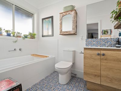 76 Seaspray Street, Narrawallee