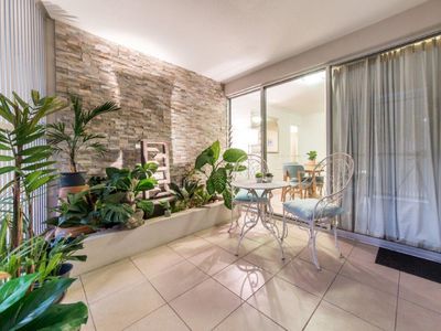 24 / 18 Seaview Drive, Airlie Beach