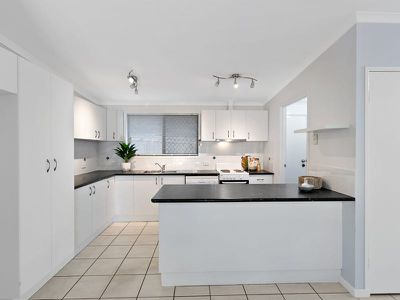 28 Wendron Street, Rochedale South