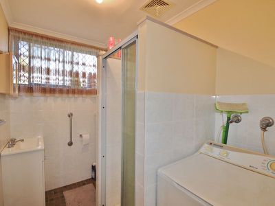 Unit 1 / 6-12 Irene Cres, Eden
