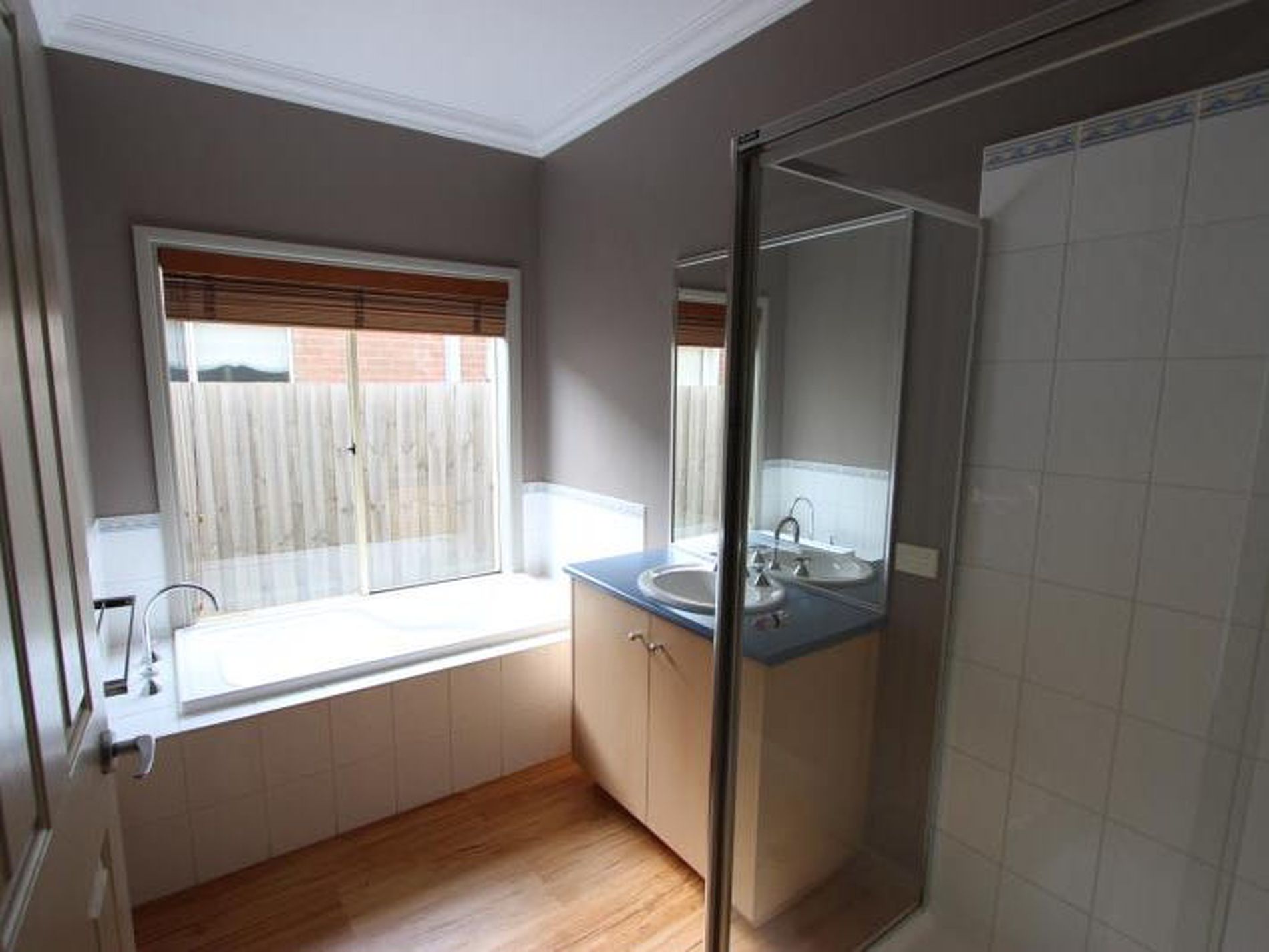 18 Recreation Drive, Leopold