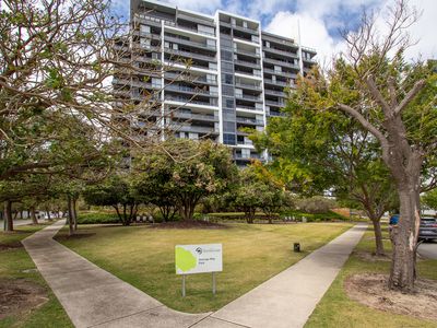 902 / 2 Oldfield Street, Burswood