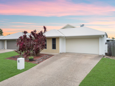 15 Stockton Elbow, Mount Louisa