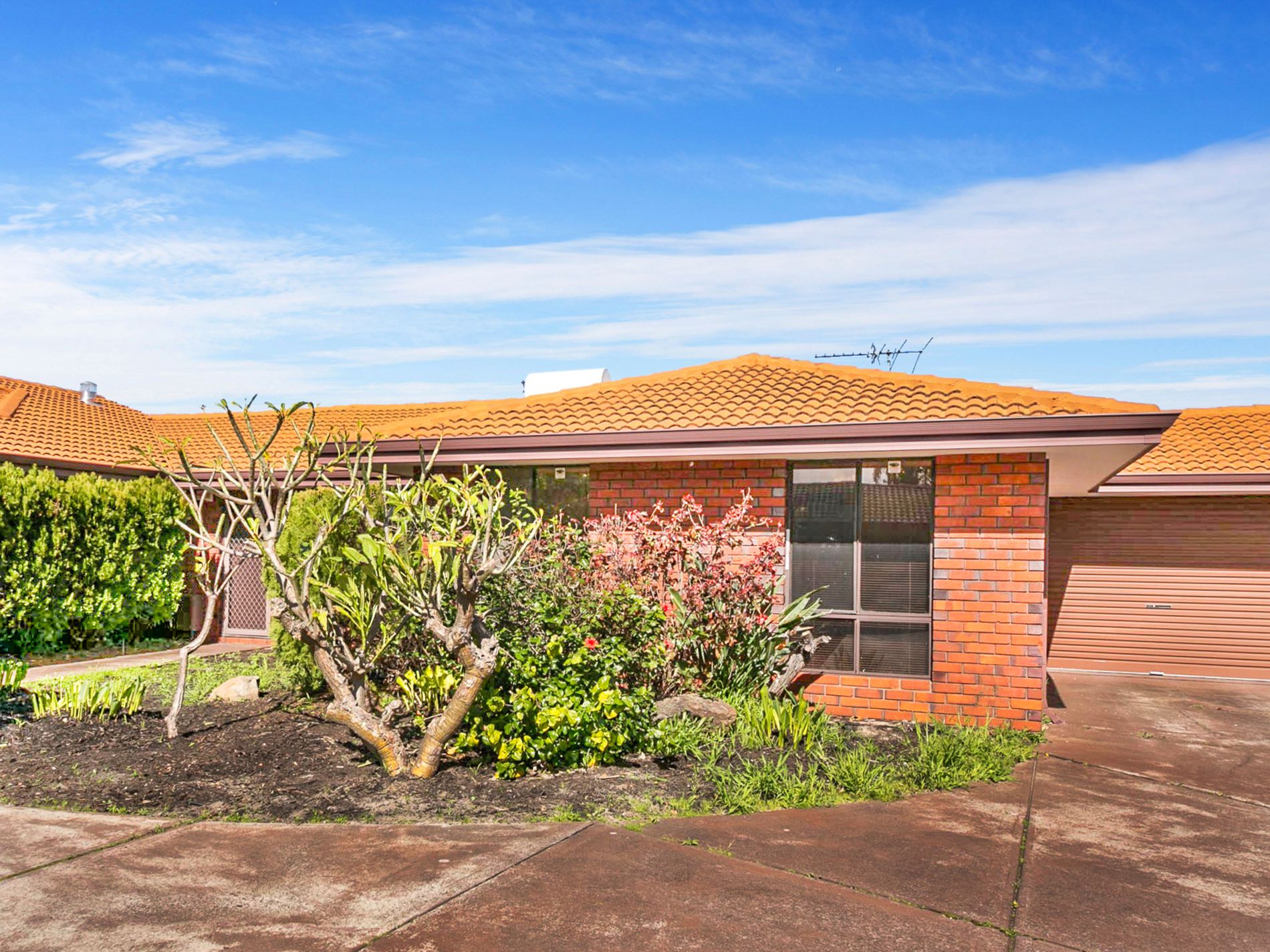 2 / 52 Endeavour Avenue, Bull Creek