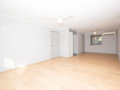 2 / 10 Dulverton Terrace, South Hedland