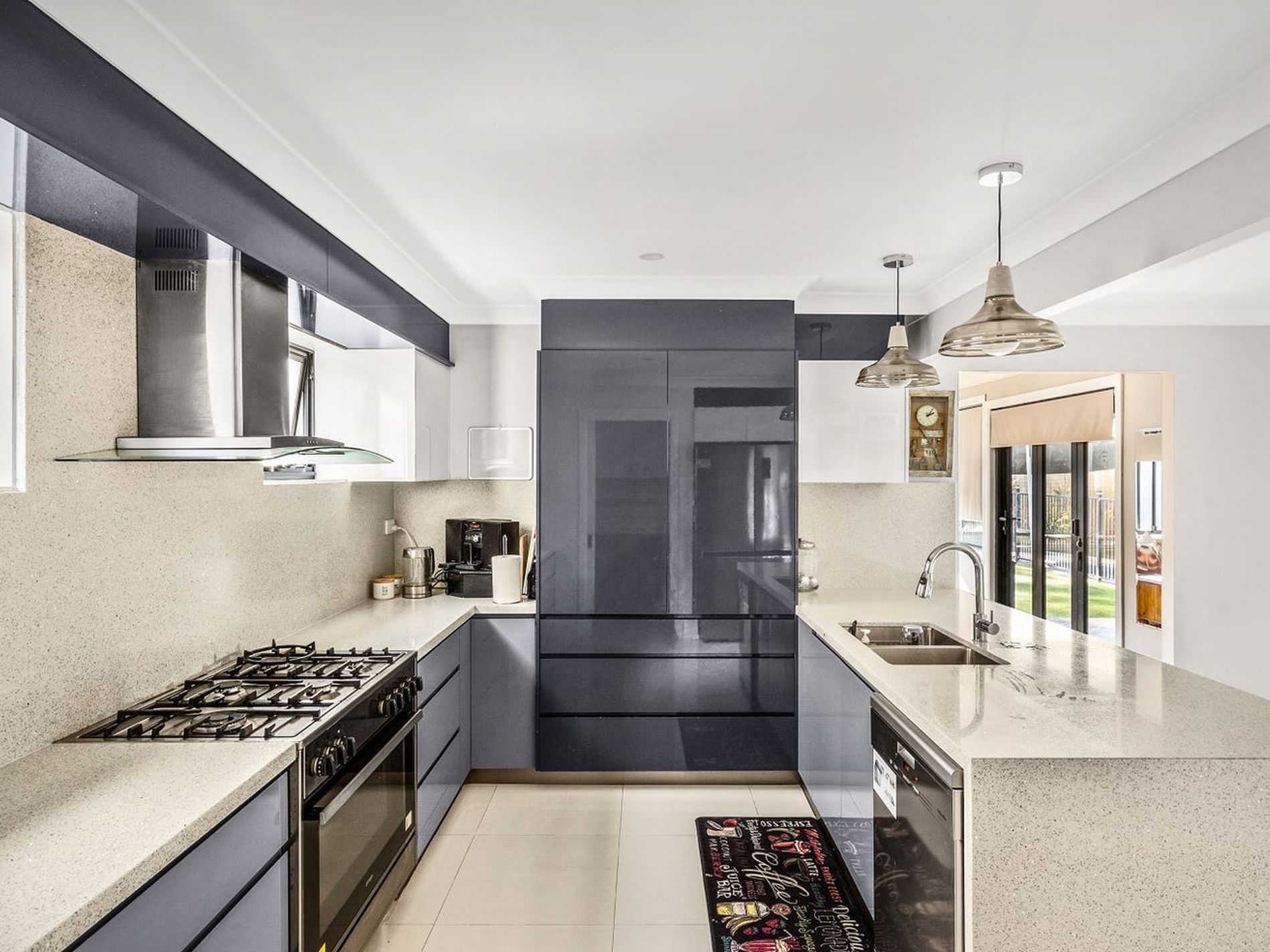 14 Laurina Way, Glenwood
