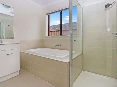 38 Smile Crescent, Wyndham Vale