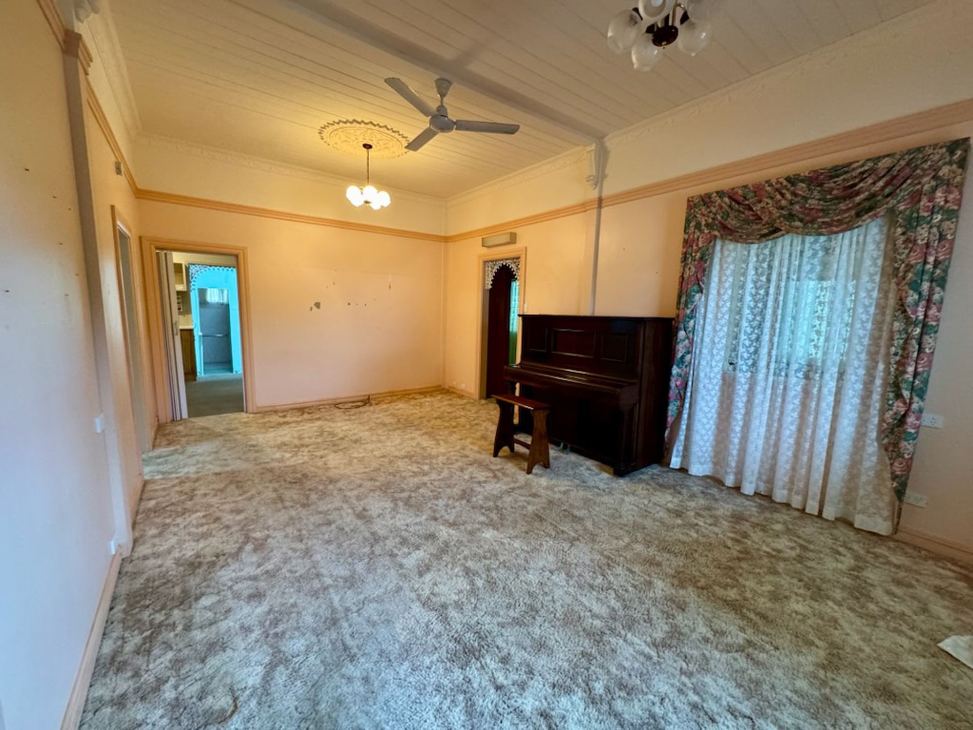 397 Rhodes Street, Koongal