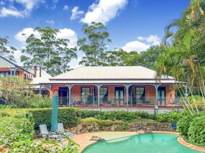 37-41 Western Avenue, Montville