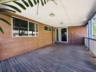 25 Sedgman Street, Moranbah