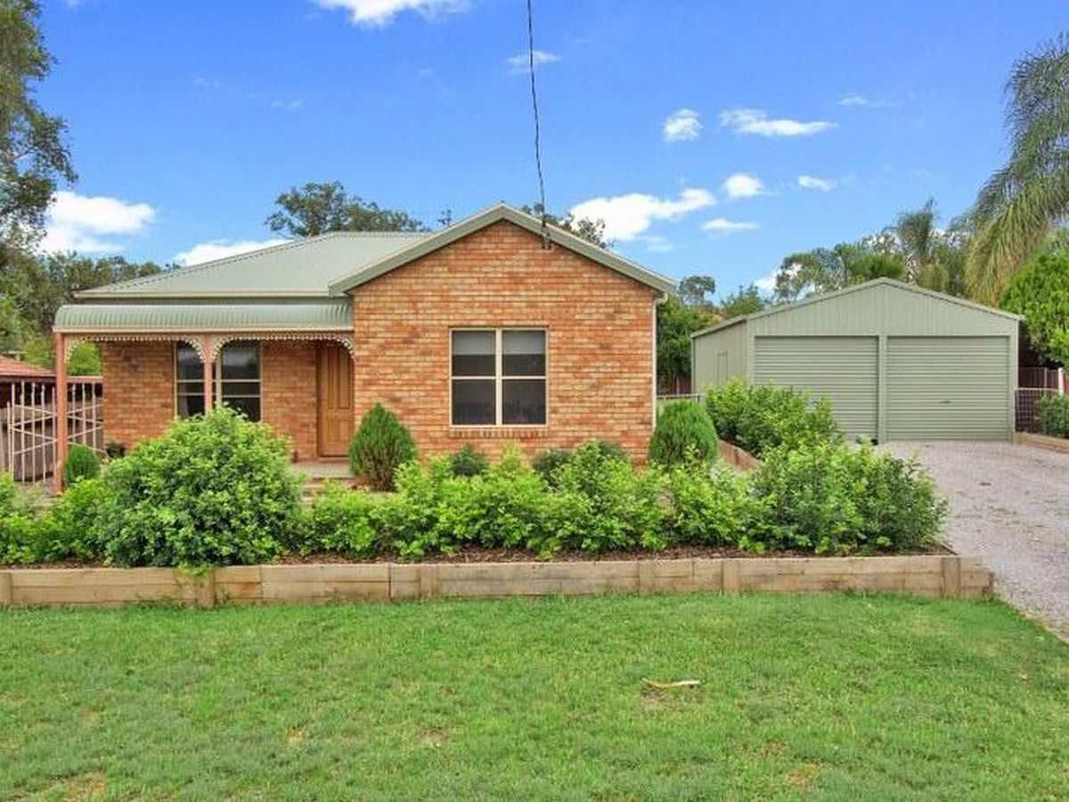 15 Carole Drive, Kootingal First National Real Estate Tamworth