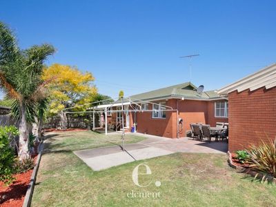 7 East End Crescent, St Albans Park