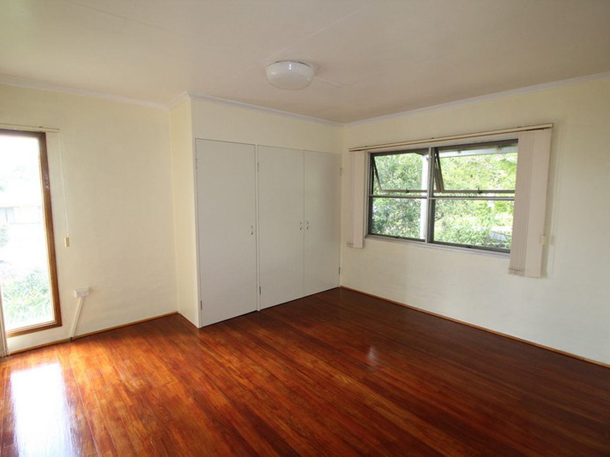 15 Marigold Street, Atherton