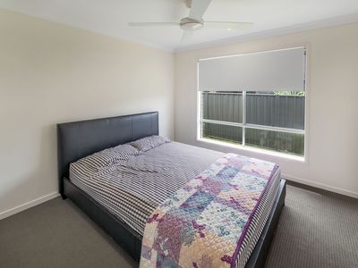 4 Rockpool Avenue, Sandy Beach