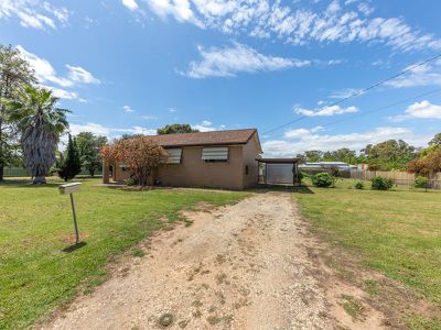 128 Larmer St, Howlong