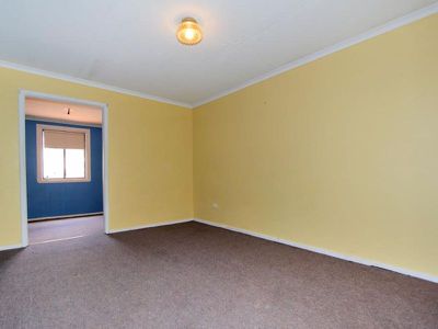 17 Ardagh Avenue, Kalgoorlie