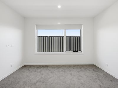 2 Gumnut Court, George Town