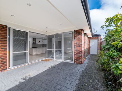18 Plavin Street, Piara Waters