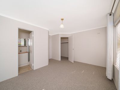 4 / 3 Cottrill Street, Alfred Cove