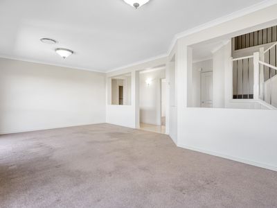 18 Kingshand Drive, Murrumba Downs