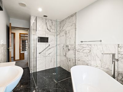 24 Roseness Street, Palmerston