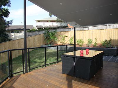 House 2 / 46 Daphne Street, Forster