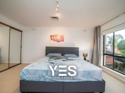 32 Lemana Crescent, Mount Waverley