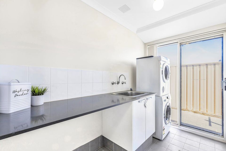 28 Southport Dr, Baldivis