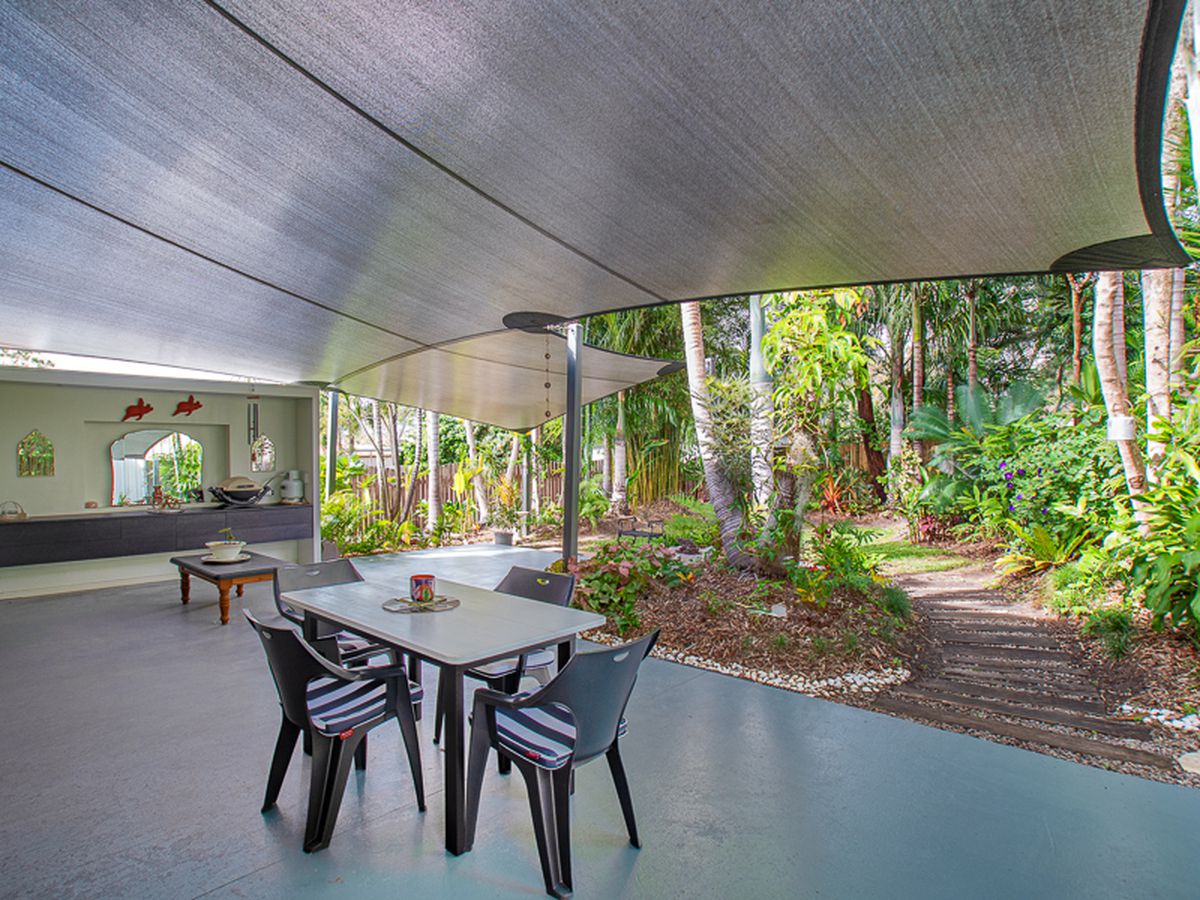 679 Boat Harbour Drive, Urangan