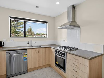 10 Aitkenhead Court, Parakai, Helensville