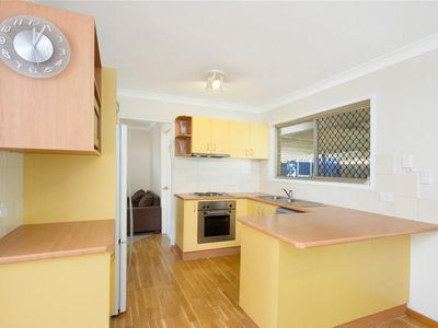 6 Gills Close, Rochedale South