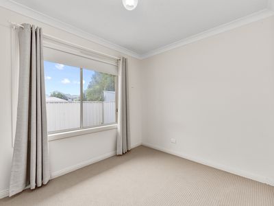 8 / 58 Williams Road , Millicent