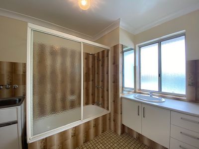 2 / 16 Grantson Street, Windsor