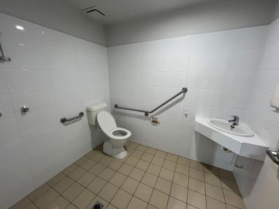 30 / 75 Waterway Drive, Coomera