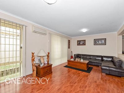 90 Gordon Ave, Darra