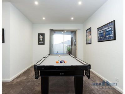 5 Mickleham Drive, Cranbourne North