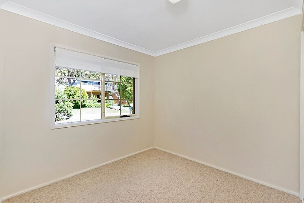 2 / 80 Lowanna Avenue, Forresters Beach