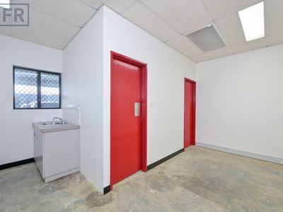 4 / 73 Calley Drive, Leeming
