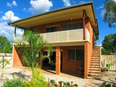 19 PINE STREET, Curlewis