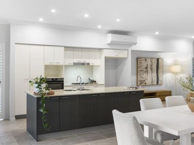 32 Brook Street, Wakerley